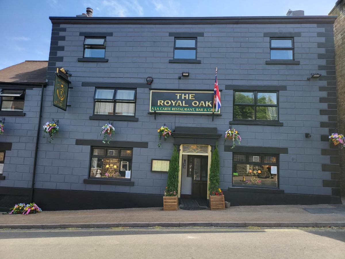 The Royal Oak Hotel Chapel en le Frith Exterior photo